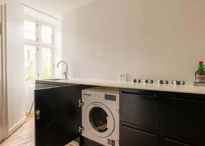 Lovely Frederiksberg Apartment *