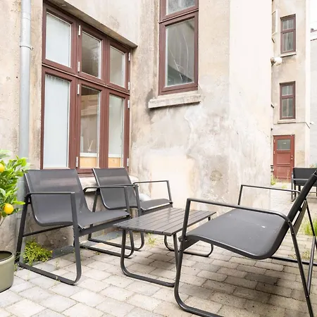 Lovely Frederiksberg Apartment Copenhagen