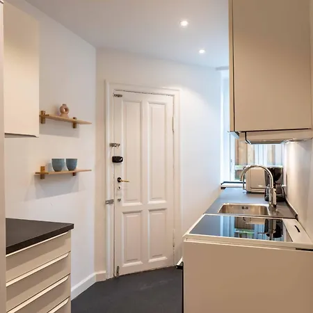 Lovely Frederiksberg Apartment *